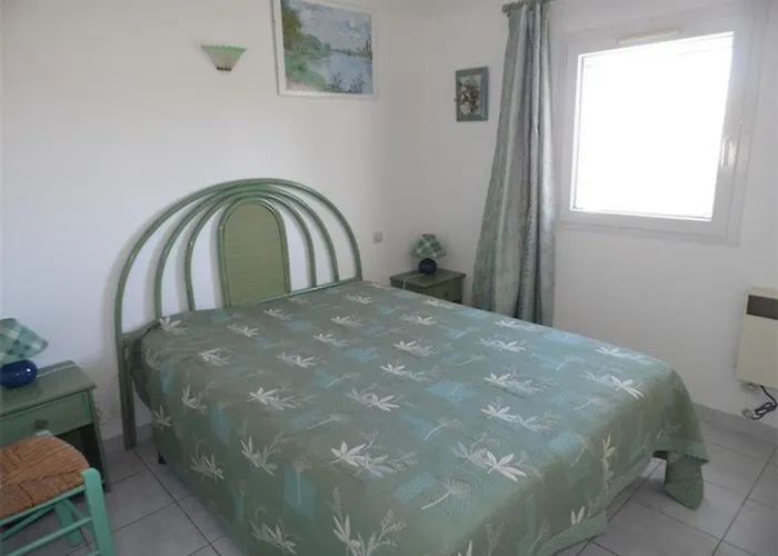 펜션 Maison Mitoyenne Duplex Avec Terrasse, Garage Et Parking, Proche Plage, Equipee Pour 4 A 6 Personnes - Fr-1-326-385 *